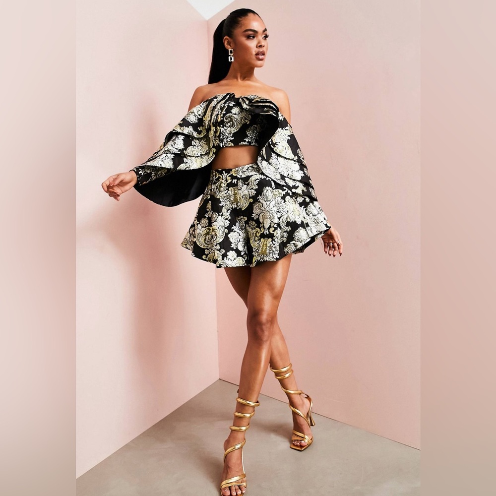 ASOS Jaquard Two-Piece set, Top size 8 Shorts size 12. Black and gold